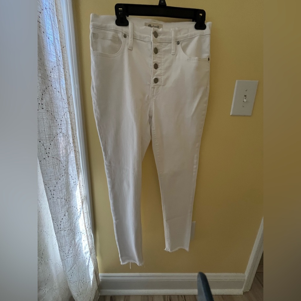 Madewell Mid Rise 4 Button Frayed Hem  White Jeans Size 31 - Picture 2 of 8